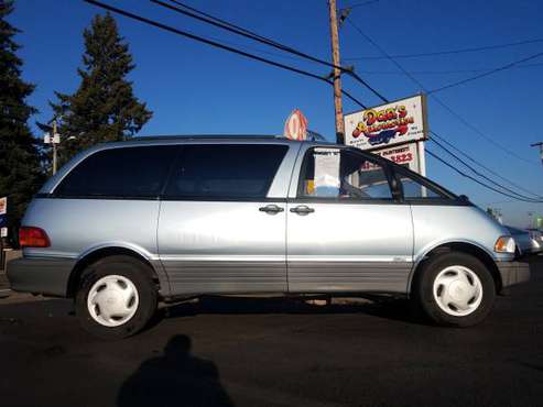 AWD 1991 Toyota Previa LE AWD! Just Arrived on Trade - cars & trucks... for sale in Springfield, OR