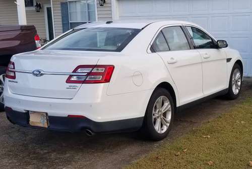 2015 Ford Taurus SEL - cars & trucks - by owner - vehicle automotive... for sale in Virginia Beach, VA