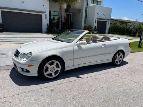 2007 Mercedes Benz CLK550 Only 37, 000 Miles! Comvertible! - cars & for sale in Pompano Beach, FL
