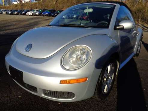 2006 Volkswagen New Beetle 2 5L Convertible - - by for sale in Martinsville, NC