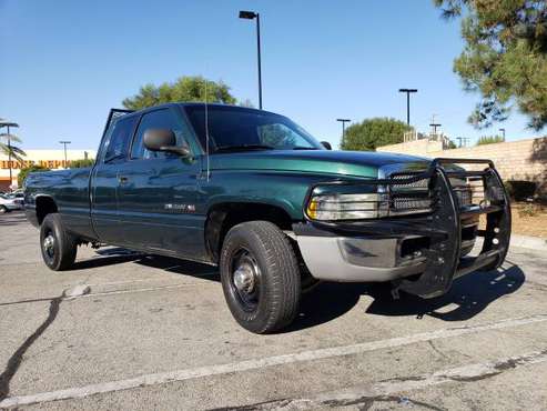2002 Dodge Ram 2500 4 Door Club Cab Long Bed, Smogged for sale in Murrieta, CA