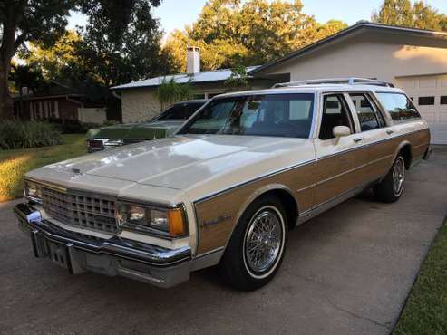 1984 Chevrolet Caprice Station Wagon for sale in SAINT PETERSBURG, FL