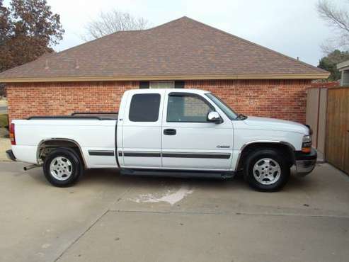 2001 Chevy Silverado (Under 66000 miles) 1500, LS for sale in Lubbock, TX