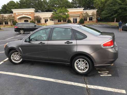 2011 Ford Focus SE - cars & trucks - by owner - vehicle automotive... for sale in Roswell, GA