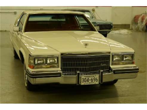 1985 Cadillac Fleetwood for sale in Mundelein, IL