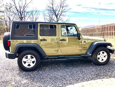 2013 Jeep Wrangler Unlimited 4x4 - Great Condition! for sale in Cumberland, MD