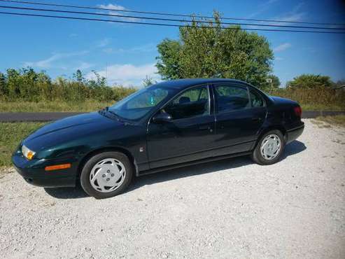 2000 Saturn SL2 , 129k, cold ac for sale in Oolitic, IN