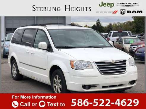 2009 Chrysler Town and Country 4dr Wgn Touring mini-van Stone White for sale in Sterling Heights, MI