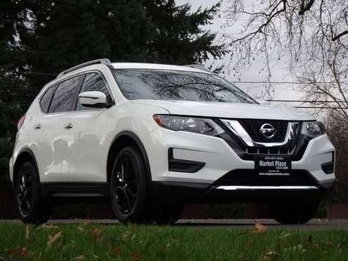 2017 Nissan ROGUE SV 1 Owner w/only 42k miles! FREE WARRANTY for sale in PUYALLUP, WA
