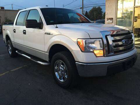 2011 Ford F-150 XLT Supercrew 4x4---5.0L V8---ALL CREDIT APPROVED!!! for sale in Dearborn, MI