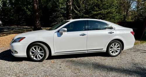 Immaculate 2011 Lexus ES 350 Low Miles for sale in Camas, OR