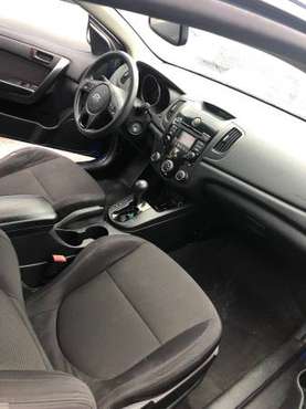 Kia Forte koup 2010 for sale in Indianapolis, IN