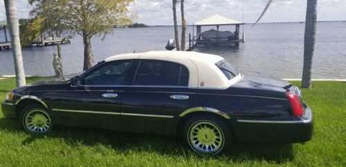 SOLD !2000 Lincoln Town Car 22,000 Original Miles One Owner Garaged. for sale in Sebring, FL