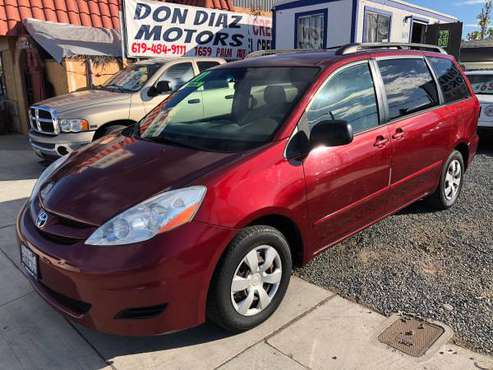 2007 Toyota Sienna LE minivan - cars & trucks - by dealer - vehicle... for sale in San Diego, CA