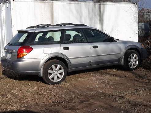 Outback 2006 legacy - cars & trucks - by owner - vehicle automotive... for sale in Saint Paul, MN