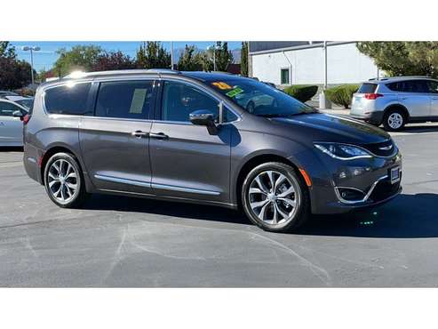 2020 Chrysler Pacifica Limited FWD for sale in Reno, NV