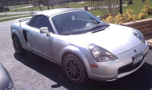 2000 MR2 Spyder Convertible for sale in Billings, NY