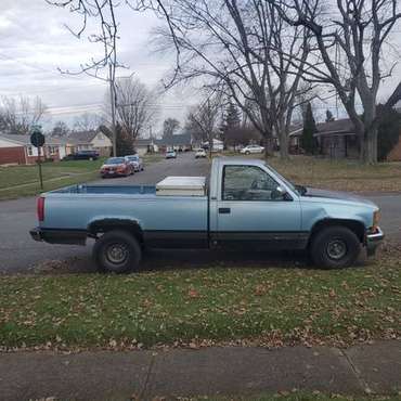 1991 Chevy Silverado 1500 v6 2WD, CLEAN, automatic daily driver for sale in West Alexandria, OH
