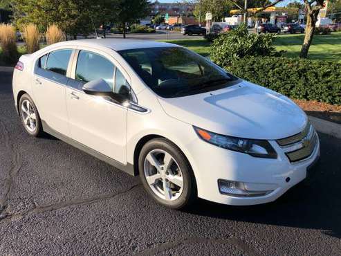 2013 Chevy Volt for sale in Darien, NY