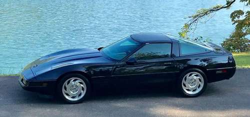 1993 Chevrolet Corvette Black on Black 6 Speed LT1 for sale in Elizabethton, TN