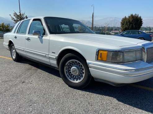 1994 Lincoln town for sale in Wenatchee, WA