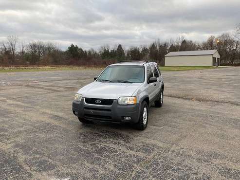 2002 Ford Escape XLT - cars & trucks - by dealer - vehicle... for sale in Grand Blanc, MI