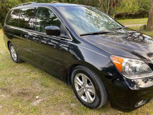 HONDAY ODYSSEY MINIVAN - cars & trucks - by owner - vehicle... for sale in Grant, FL