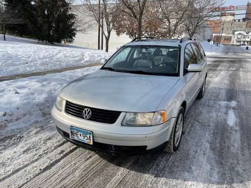 2000 Volkswagen Passat Wagon GLX (AWD) (Two Owners) for sale in Saint Paul, MN