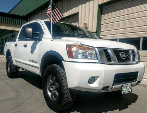 2014 Nissan Titan Pro 4x Crew Cab V-8 4X4 Automatic - cars & trucks... for sale in Grand Junction, CO