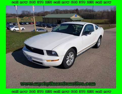 *** 2007 Ford Mustang Coupe *** LOW MILES !!! - cars & trucks - by... for sale in Deerfield, WI
