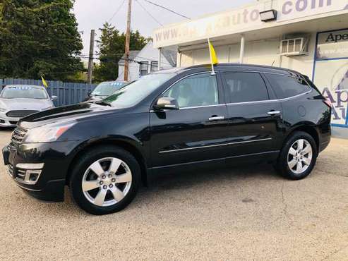 *WOW !! * LOADED* 1 OWNER* AWD* 14 Chevy Traverse LTZ ** for sale in Madison, WI