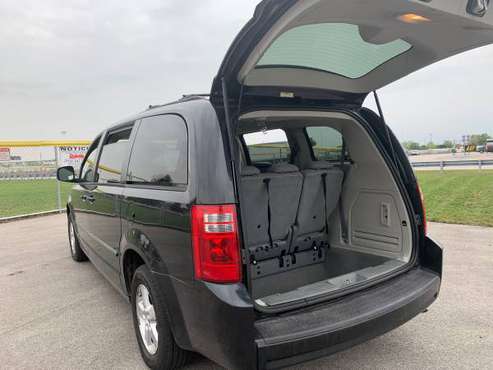 2010 Dodge Caravan ** LOADED family Van 🔥🔥💯💯 - cars & trucks - by... for sale in Chicago, IL