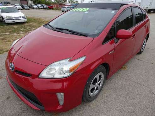 2013 Toyota Prius, 51 MPG, Camera, Sunroof, Solar panel - cars & for sale in Fort Myers, FL