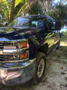 2015 Chevy Duramax 4x4 LOW MILES for sale in U.S.