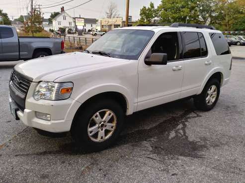 2010 Ford Explorer XLT 4×4 one owner clean Carfax for sale in Manchester, MA
