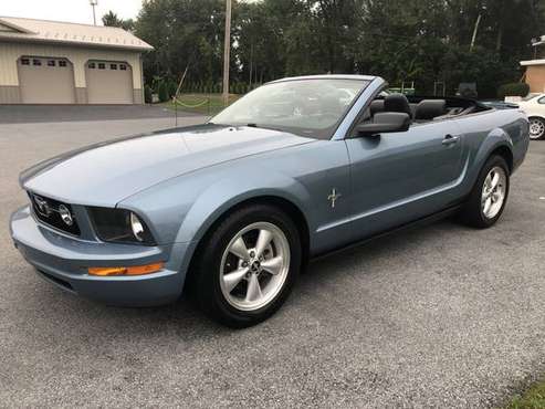2007 Ford Mustang Premium Convertible Automatic Clean Carfax Like New for sale in Palmyra, PA