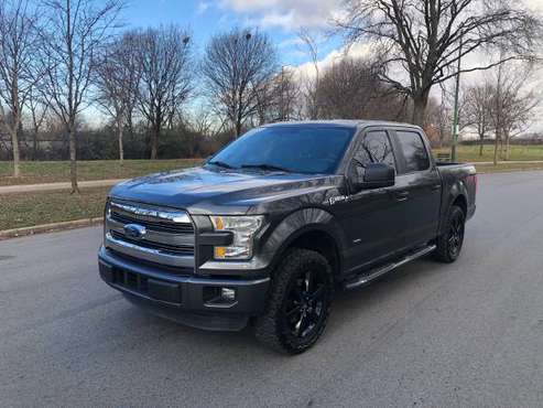 2015 FORD F-150 FX4 - cars & trucks - by owner - vehicle automotive... for sale in Chicago, IL