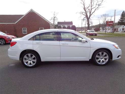 2012 Chrysler 200 Touring 92K ONE OWNER-western massachusetts - cars... for sale in Southwick, MA