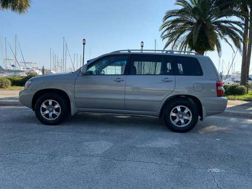 *** 2005 Toyota Highlander- EVERYONE IS APPROVED NO MATTER WHAT!!... for sale in Daytona Beach, FL
