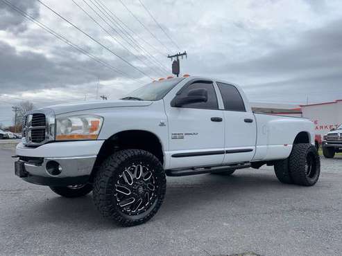 *2006 Dodge Ram 3500 SLT 4x4 DRW -22" Fuels -35" Nitto -104K Miles -... for sale in Stokesdale, VA