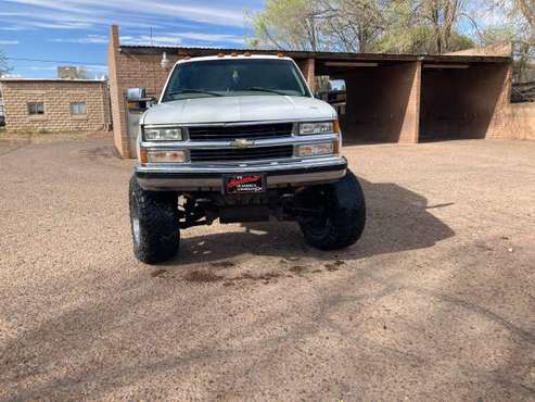 CHEVY long bed 3500 MEGA LIFT for sale in Taylor, AZ