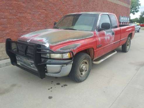 1998 Dodge Ram 2500 Quad Cab - Financing Available! - cars & trucks... for sale in Wichita, KS