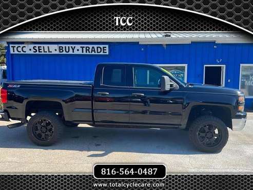 2014 Chevrolet Chevy Silverado 1500 4WD DOUBLE CAB 143 5 LT W/2LT for sale in Smithville, MO