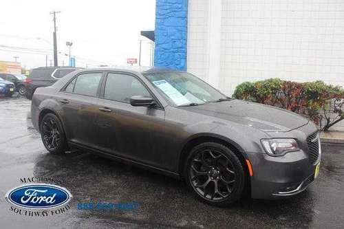 2019 CHRYSLER 300 S - cars & trucks - by dealer - vehicle automotive... for sale in San Antonio, TX
