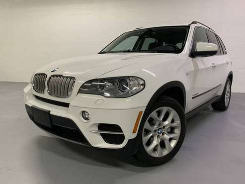 2013 BMW X5 - Financing Available! - cars & trucks - by dealer -... for sale in Glenview, IL