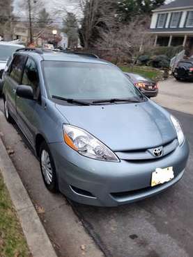 Toyota Sienna LE 2007 for sale in Germantown, District Of Columbia