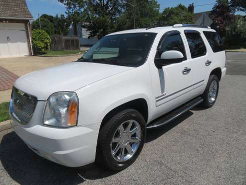 2010 GMC Yukon AWD 96K FULLY LOADED CLEAN CARFAX SMELLS GREAT for sale in Baldwin, NY