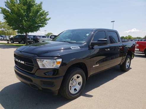 NEW 2019 RAM 1500 *OVER $12,900 OFF MSRP* *HEMI* *4x4* *MUST GO* for sale in Bartlesville, MO