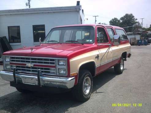 1987 Chevrolet Suburban , seats 6 - - by dealer for sale in York, PA
