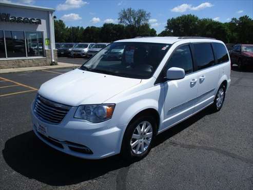 2016 Chrysler Town & Country Touring for sale in Waseca, MN